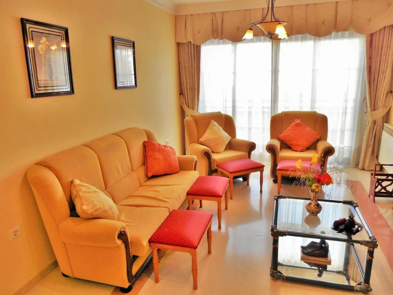 Martin House & Granada Bed and Breakfast Bed & Breakfast