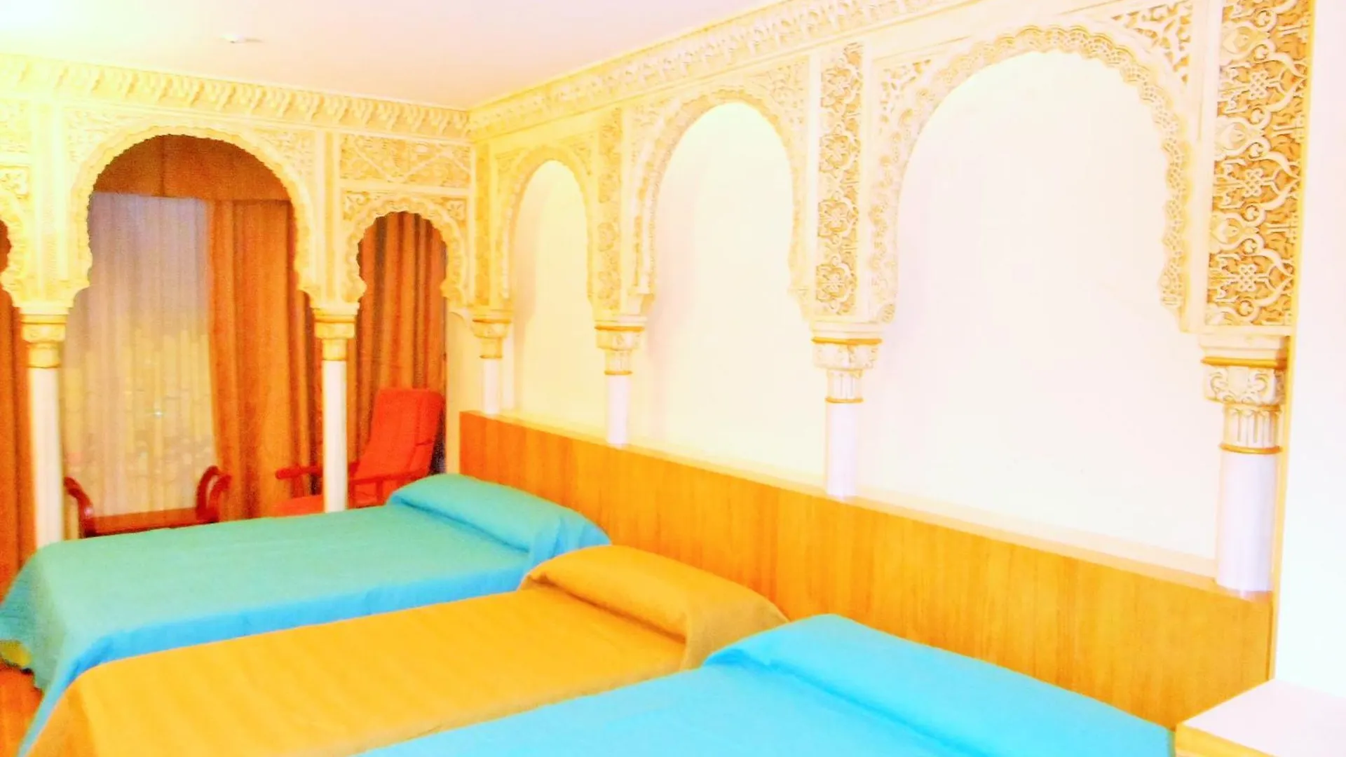 مبيت وإفطار Martin House & غرناطة