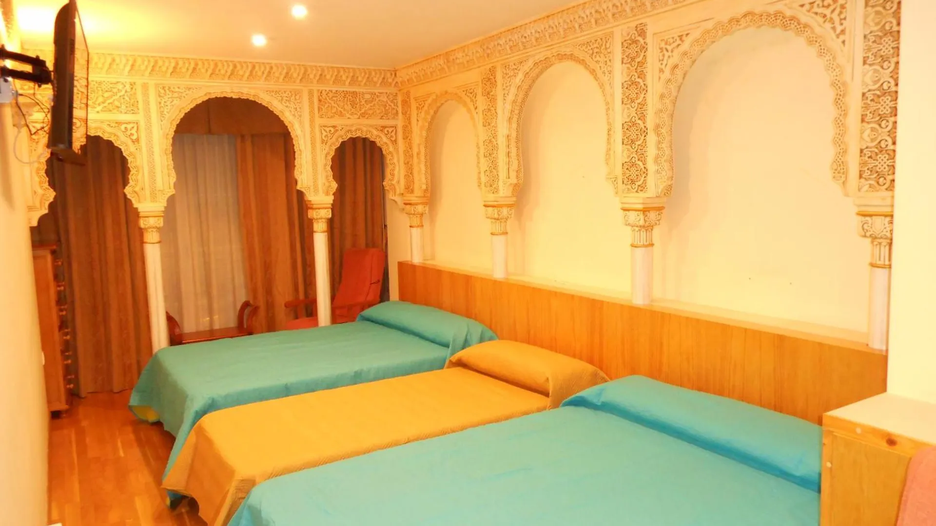**  Martin House & Granada Bed & Breakfast Spain